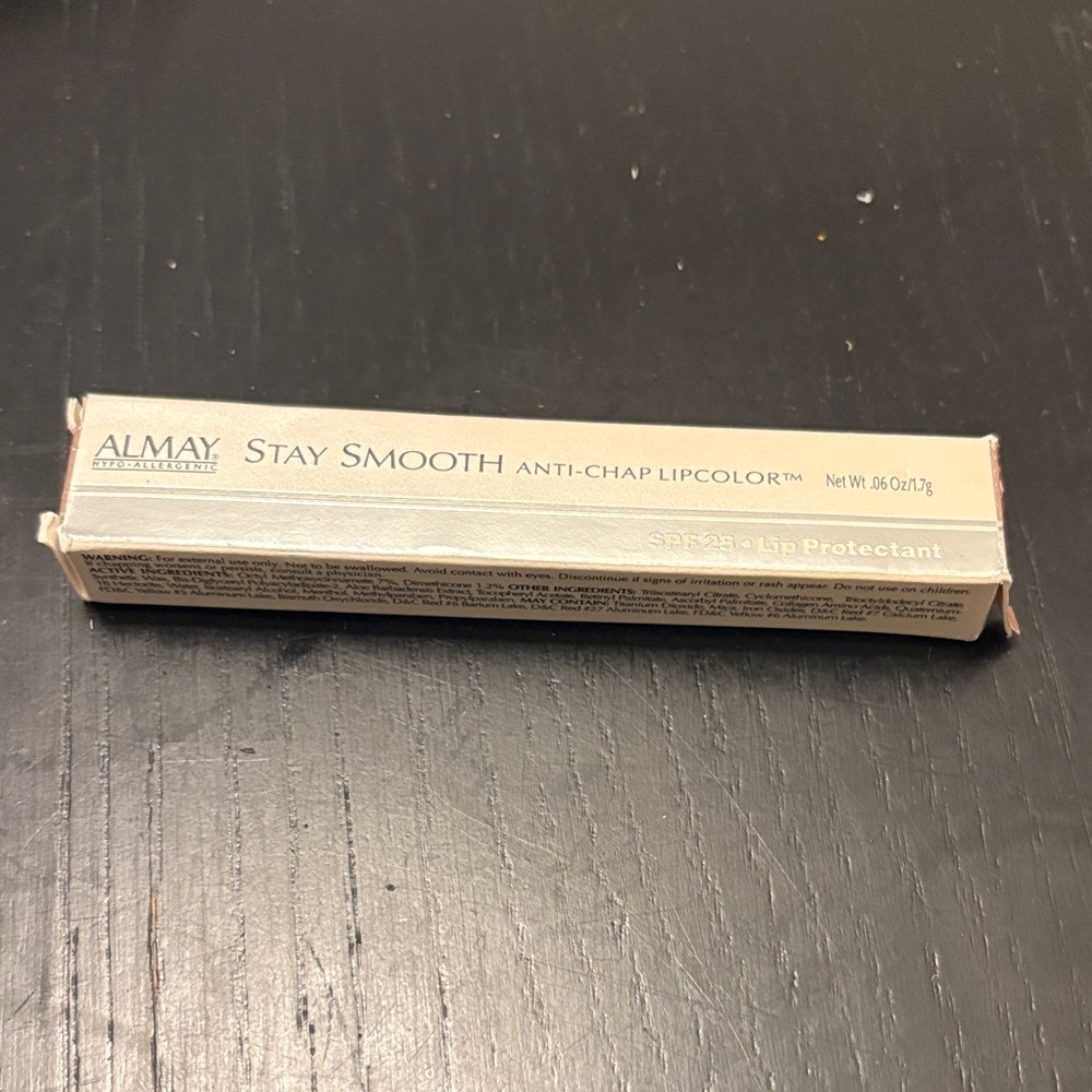 Almay Stay Smooth Anti-Chap Lipcolor